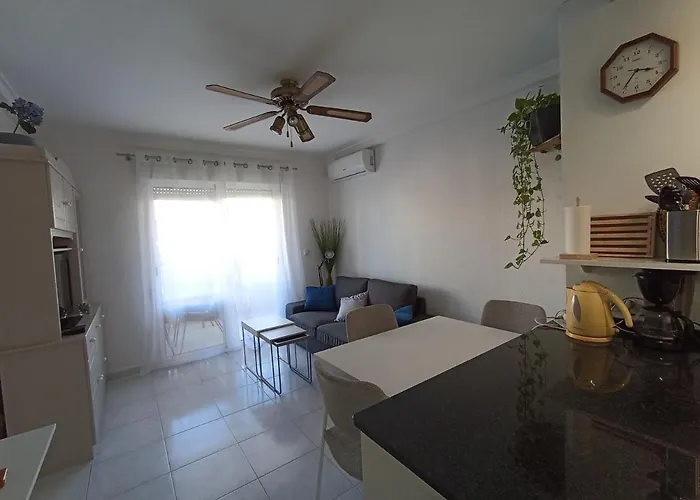 Els Molins Atico Con Azotea Privada A 500m De La Playa 公寓 *